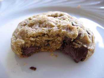 Easy Chocolate Chip Cake Mix Cookie