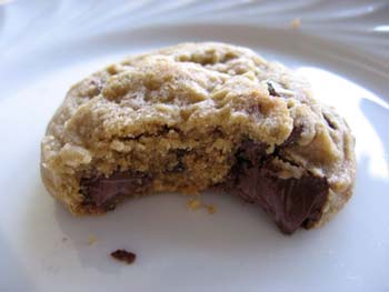 Easy Chocolate Chip Cake Mix Cookie Easy Chocolate Chip Cake Mix Cookie