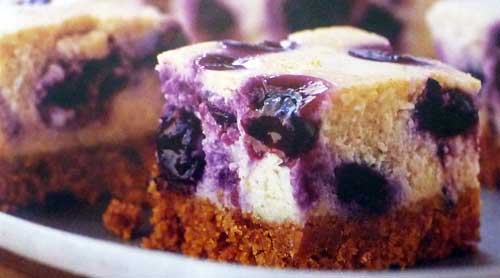 Easy Blueberry Cheesecake Bars