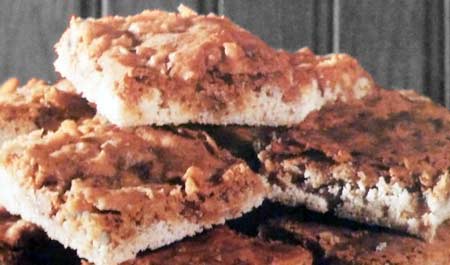 Homemade Almond Meringue Cookie Bars