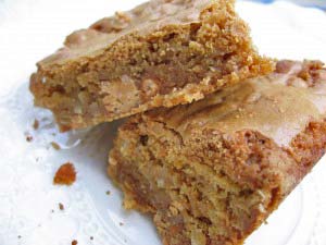 Butterscotch Pecan Saucepan Blondies