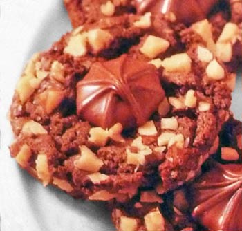 Chocolate Star Blossom Cookies