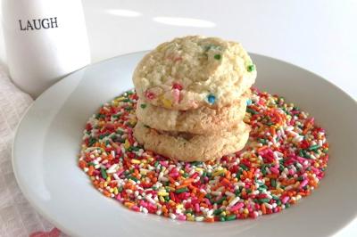 Funfetti Cake Cookie