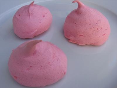 Raspberry Meringue Kissses - Perfect for Valentine's Day